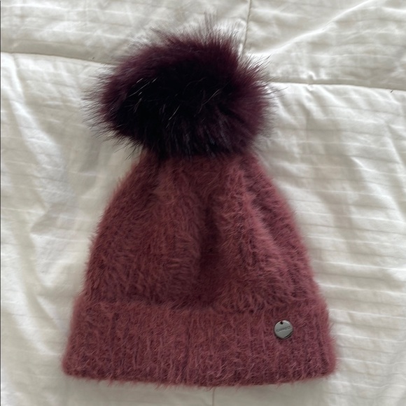 Burgundy Knit Beanie with Pom Pom - Picture 1 of 5